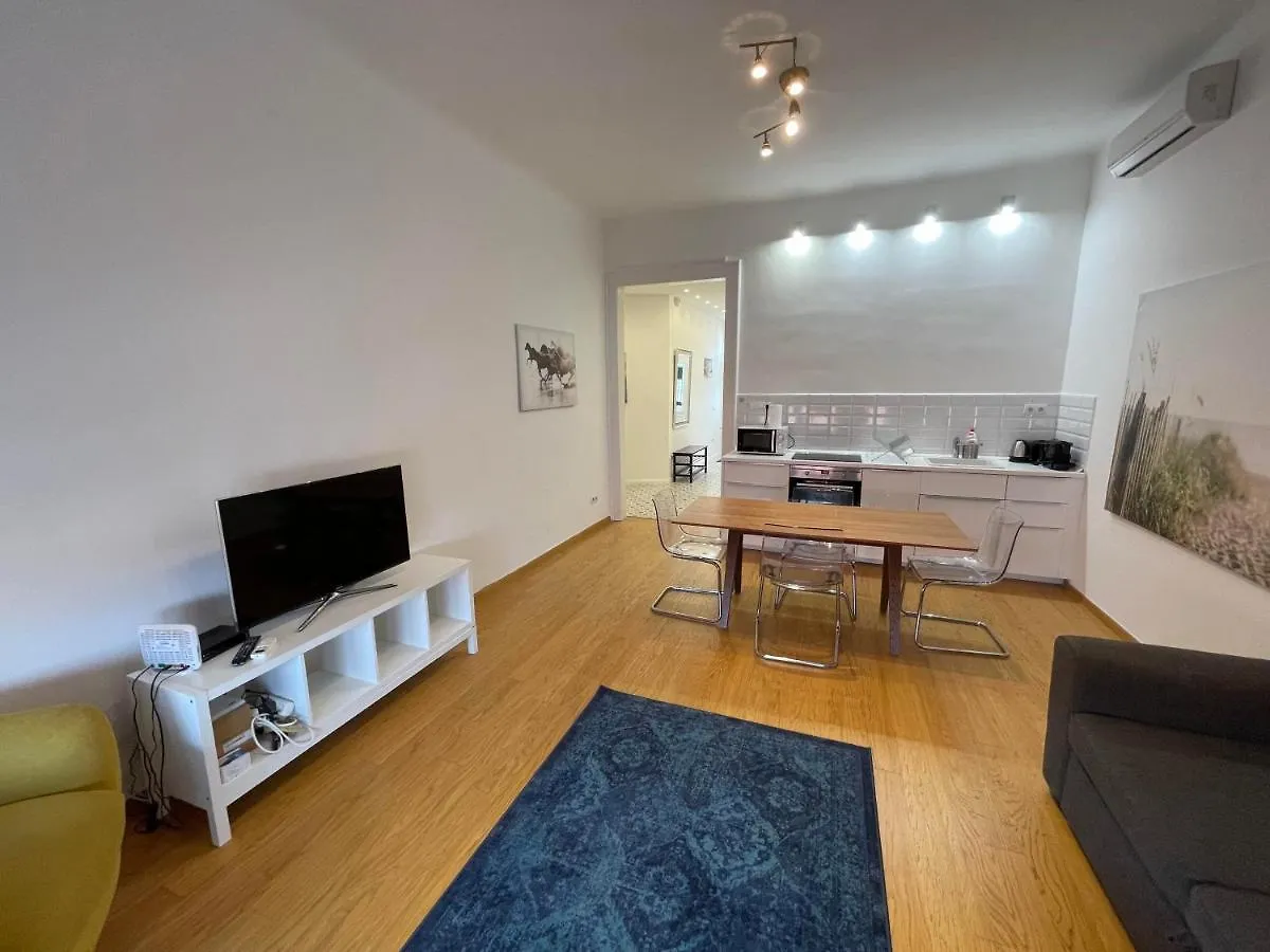 City Center 1, Cozy 2Br In The City Center! 0*, Budapest Hungary